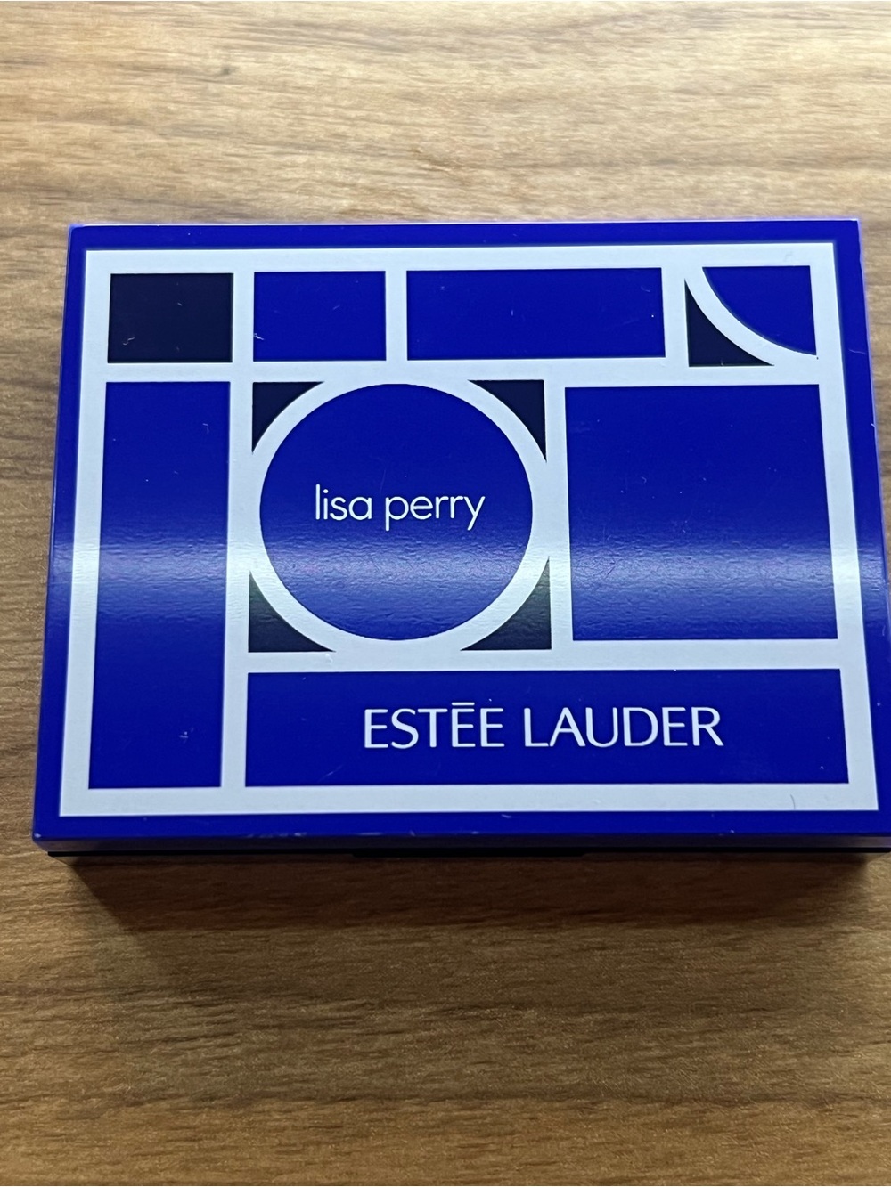 Estee Lauder Blue Lisa Perry Eyeshadow Palette